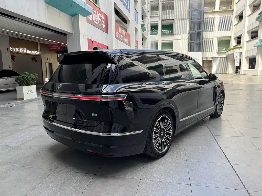 NIO ES8 — миниатюра 12