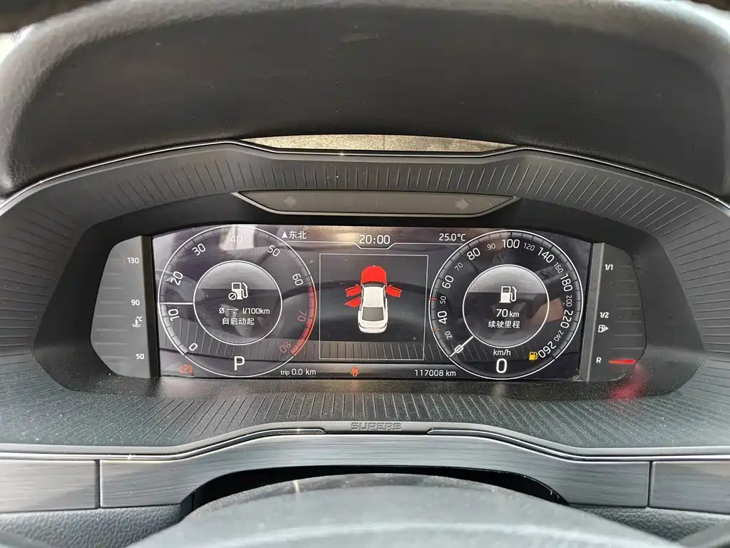 Skoda Superb — миниатюра 12