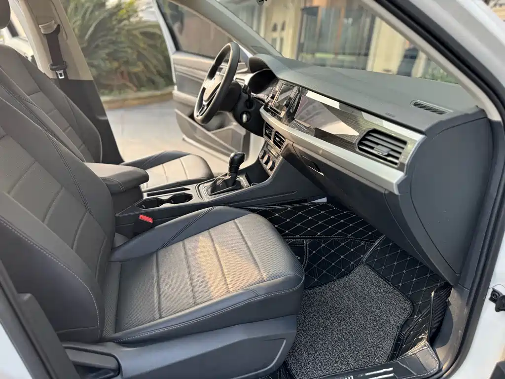 Volkswagen Lavida — миниатюра 5