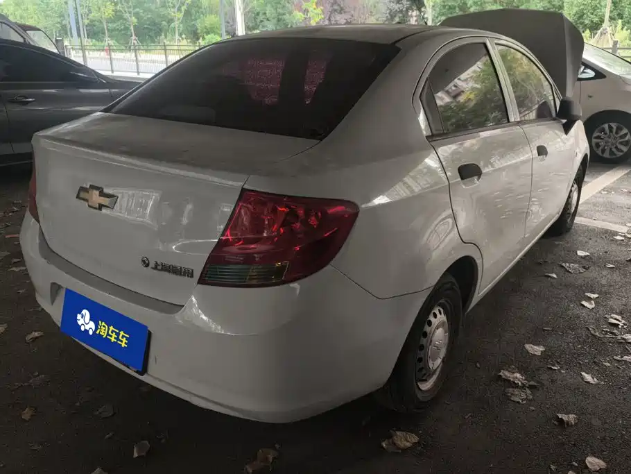 Chevrolet Sail — миниатюра 3