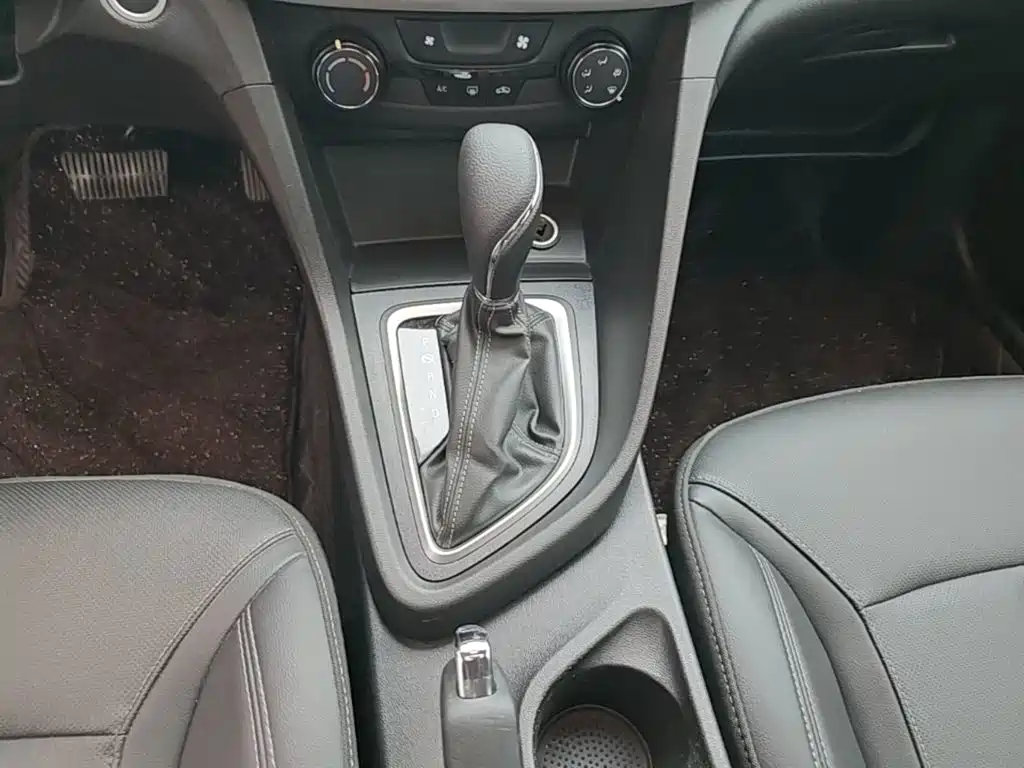 Buick Excelle — миниатюра 14