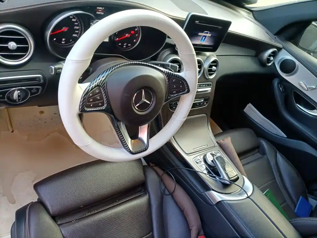 Mercedes-Benz GLC — миниатюра 10