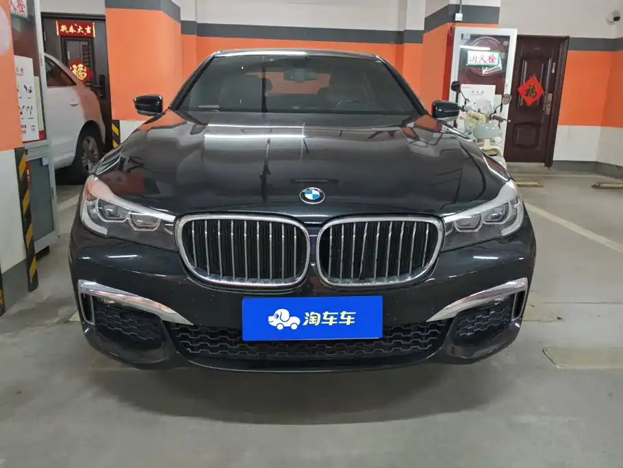 BMW 7 Series — миниатюра 2
