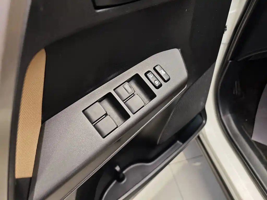 Toyota RAV4 2016 2.0L CVT V