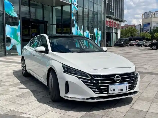 Nissan Teana — миниатюра 3