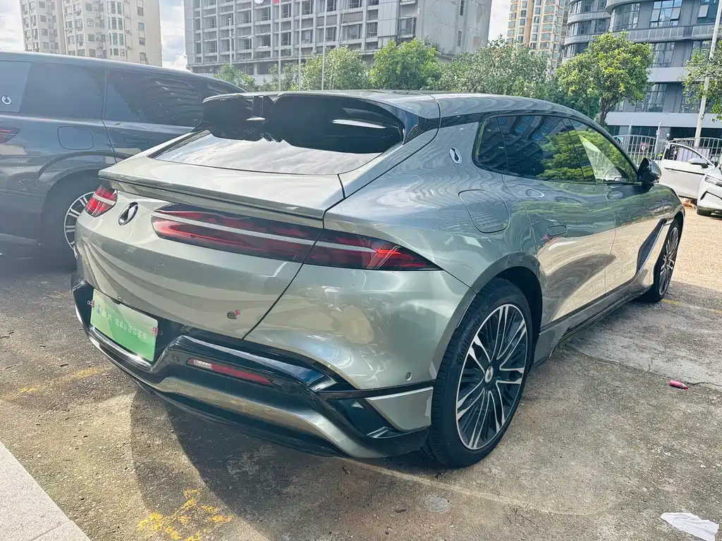 Denza Z9GT 2024 1100 Ultra