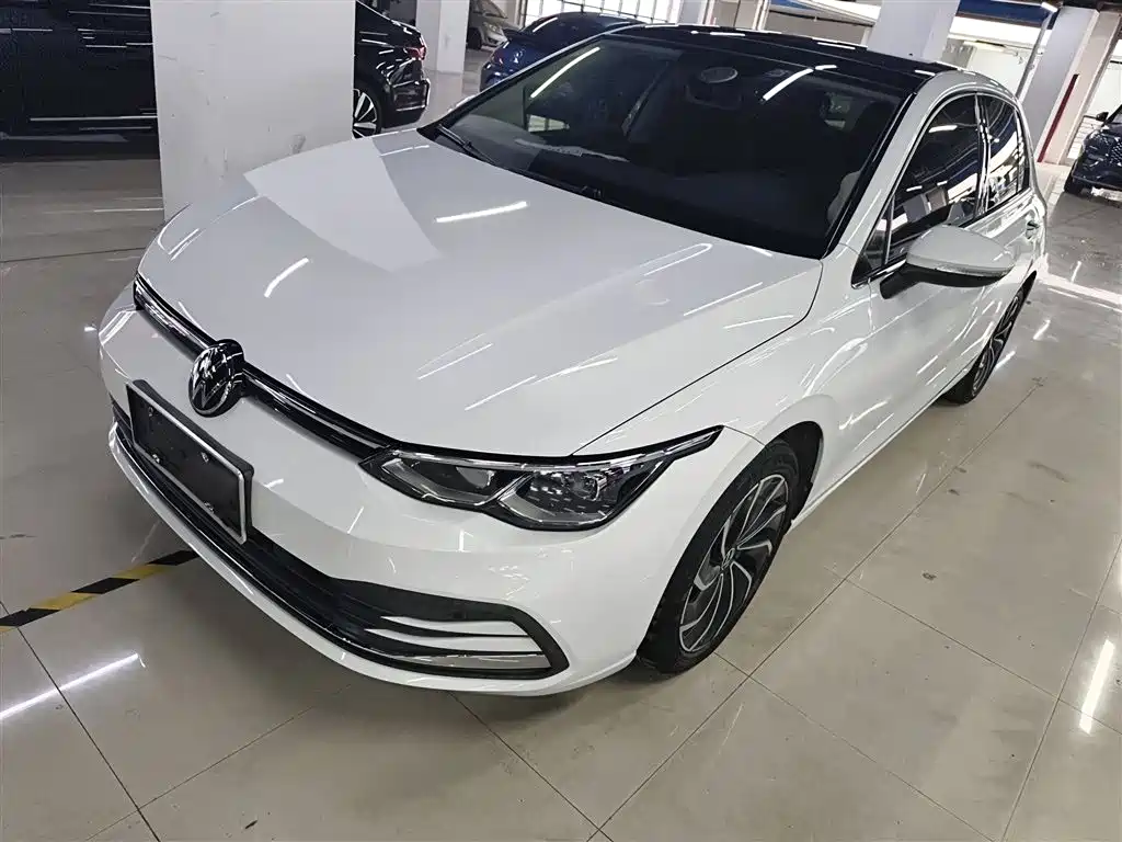 Volkswagen Golf 2022