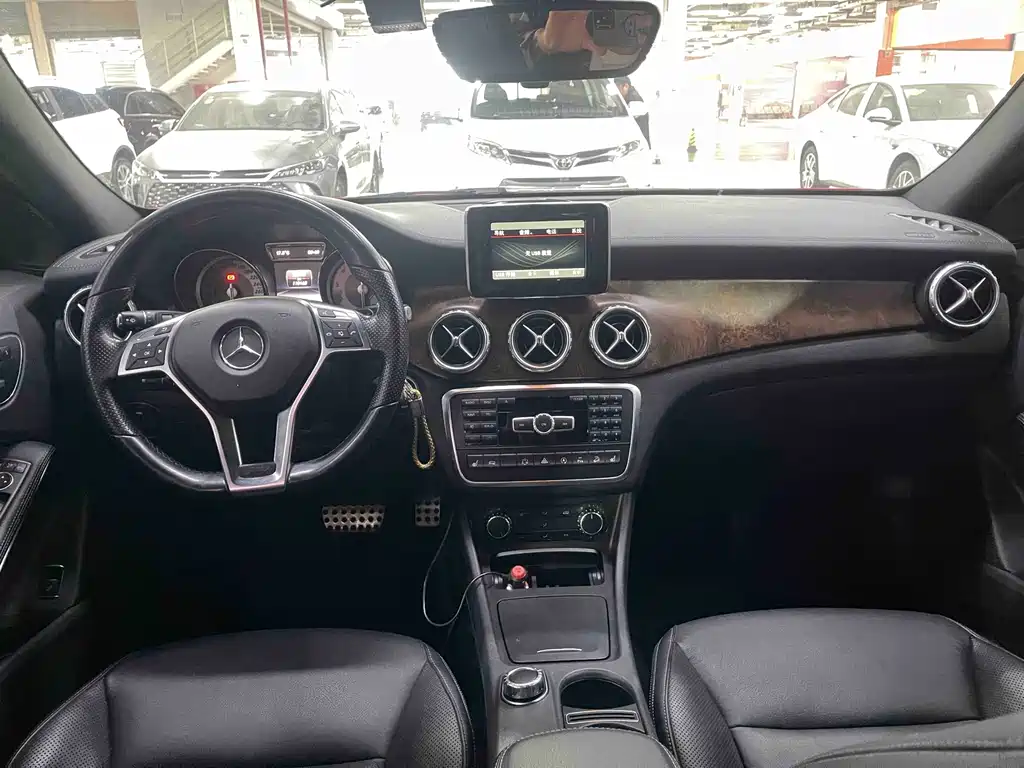 Mercedes-Benz GLA GLA 260 4MATIC Sport Type, фото 17