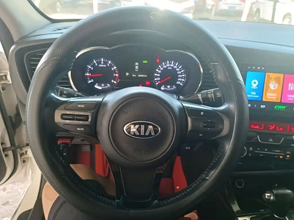 Kia K5 — миниатюра 11