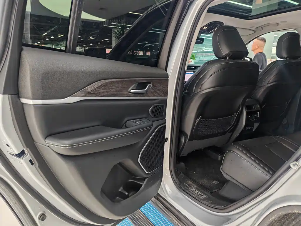 Jeep Grand Cherokee 4xe (Import) — миниатюра 14