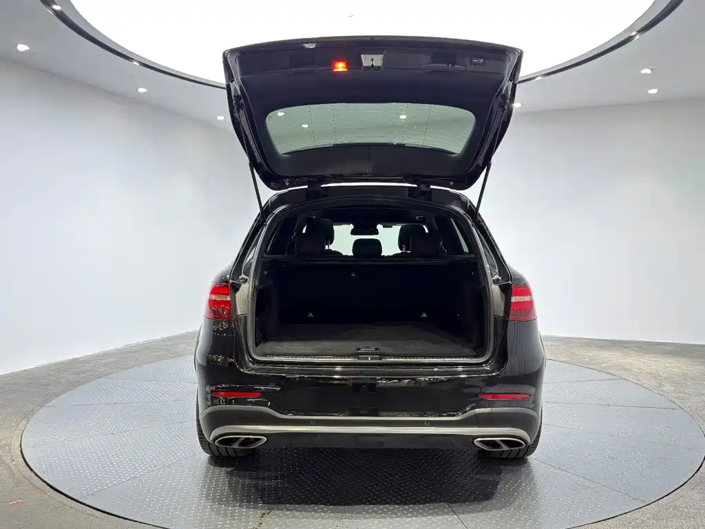 Mercedes-Benz GLC AMG — миниатюра 7