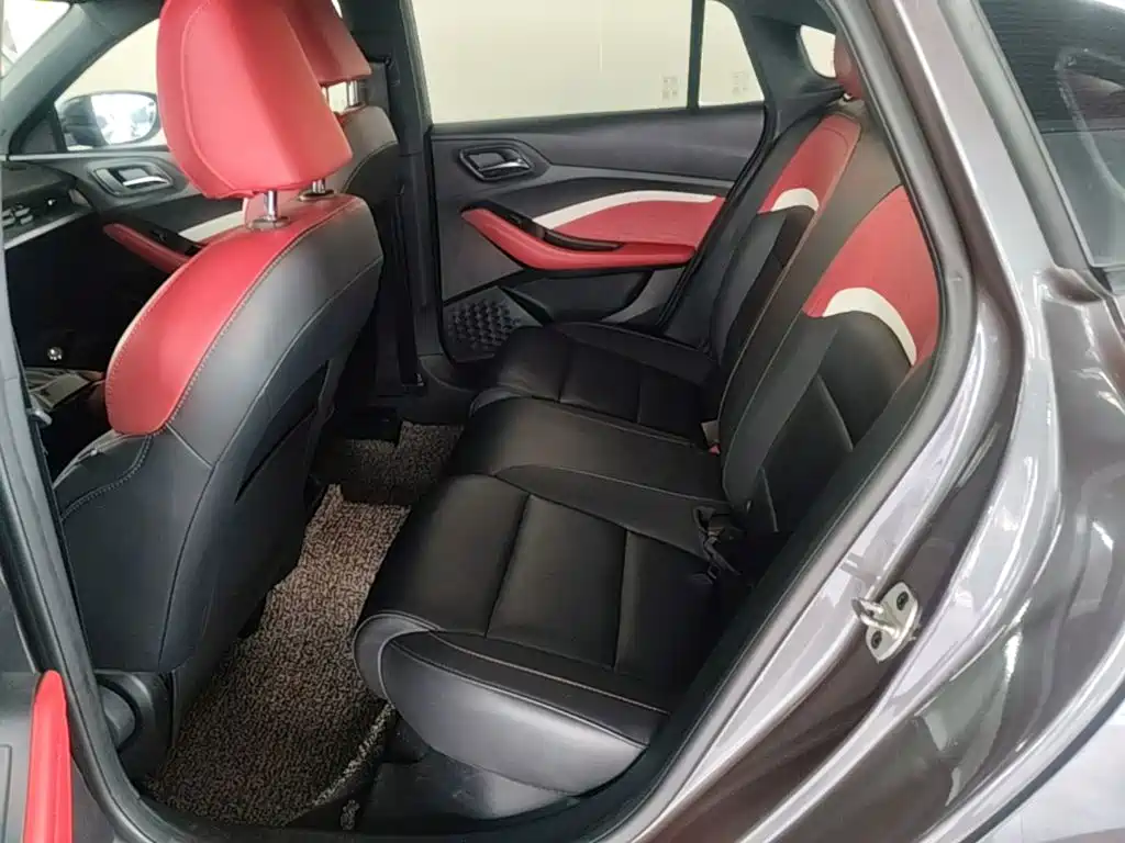 MG MG5 — миниатюра 17