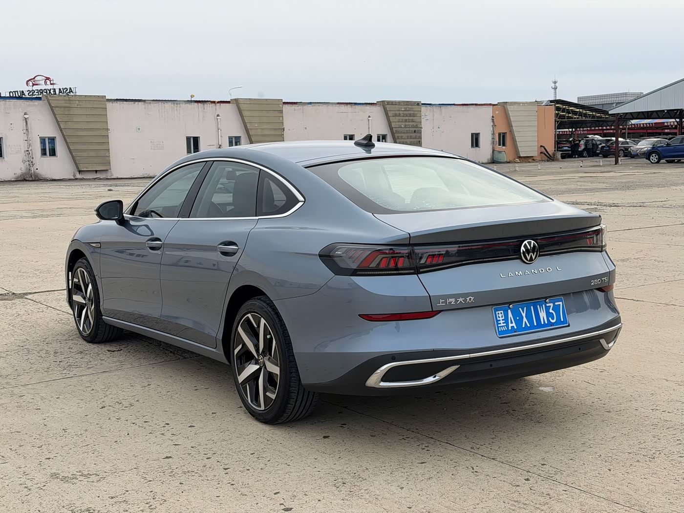 Audi A3 1.4 л 2023 г. Голубой, пробег 32000 км