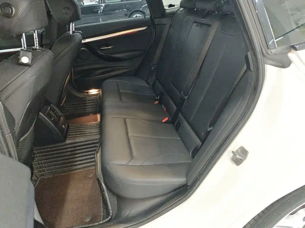 BMW 3 Series GT — миниатюра 17