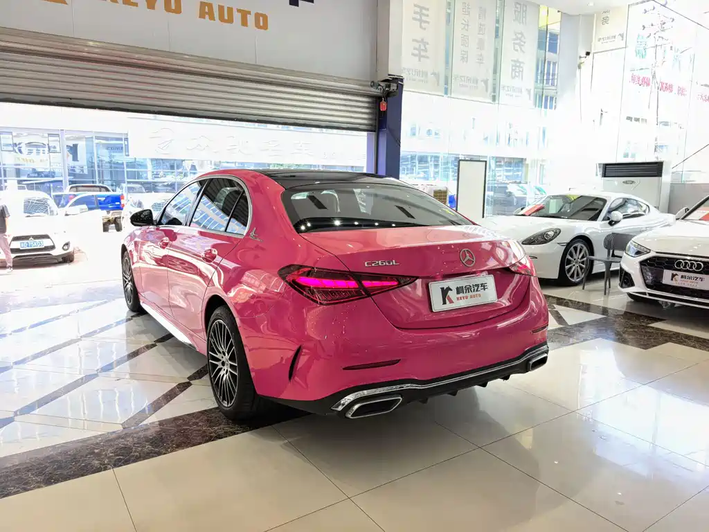 Mercedes-Benz C-Class — миниатюра 16