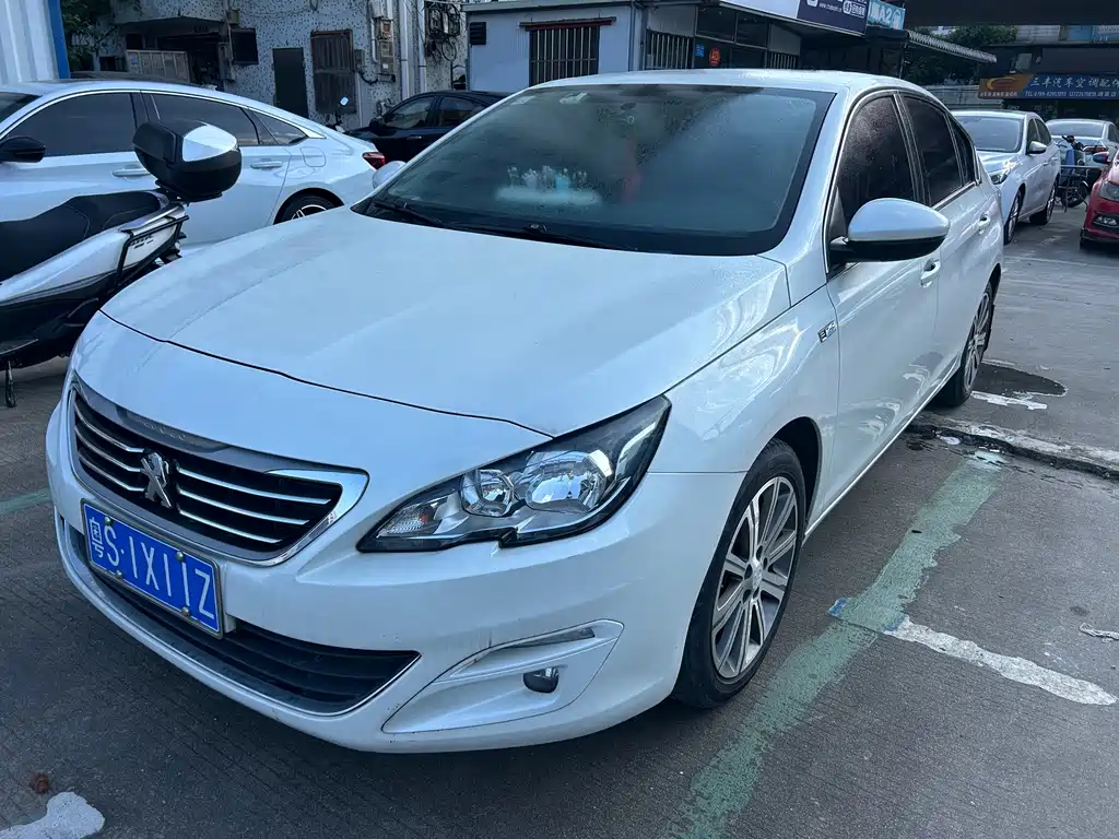 Peugeot 408