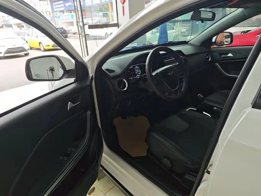 Chery Tiggo 3x — миниатюра 16