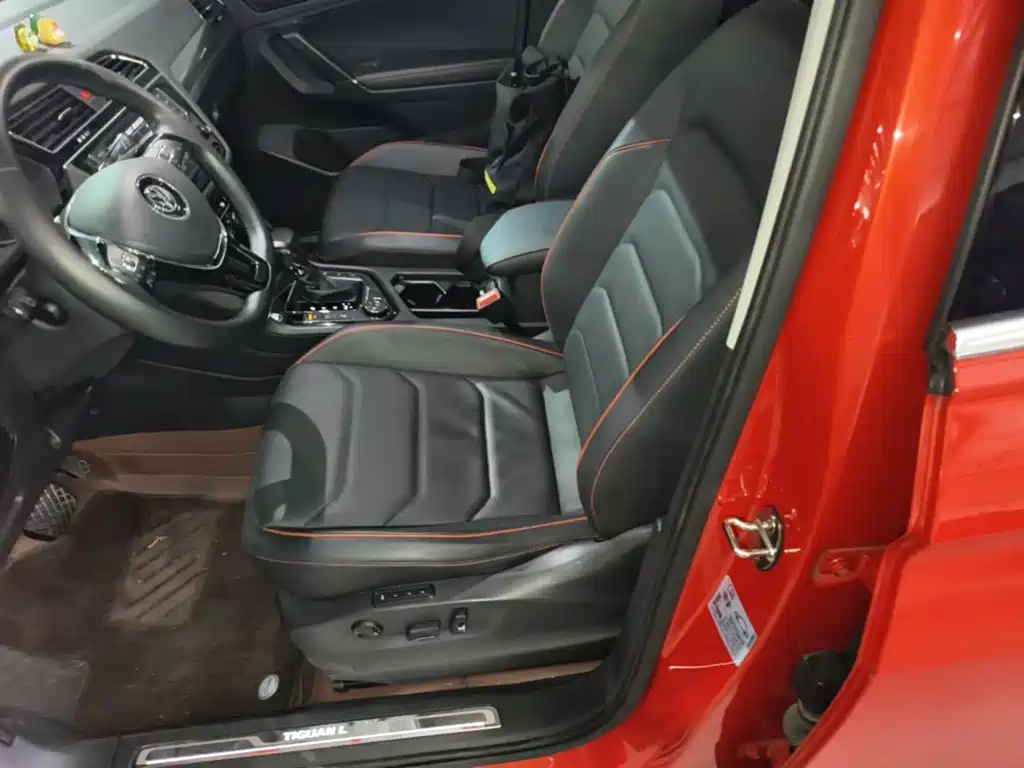 Volkswagen Tiguan L — миниатюра 15