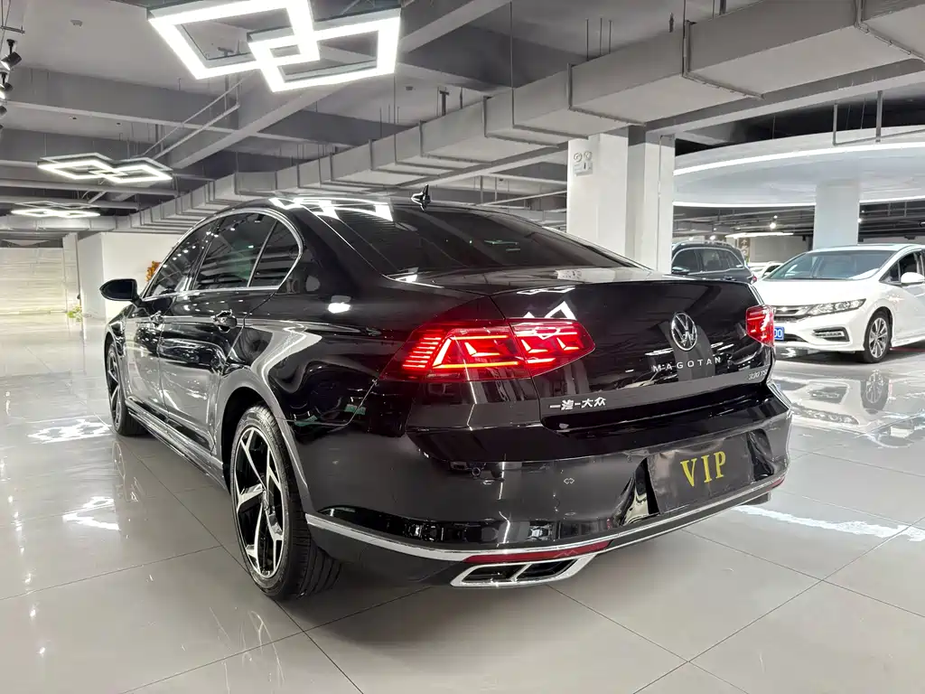 Volkswagen Magotan — миниатюра 6