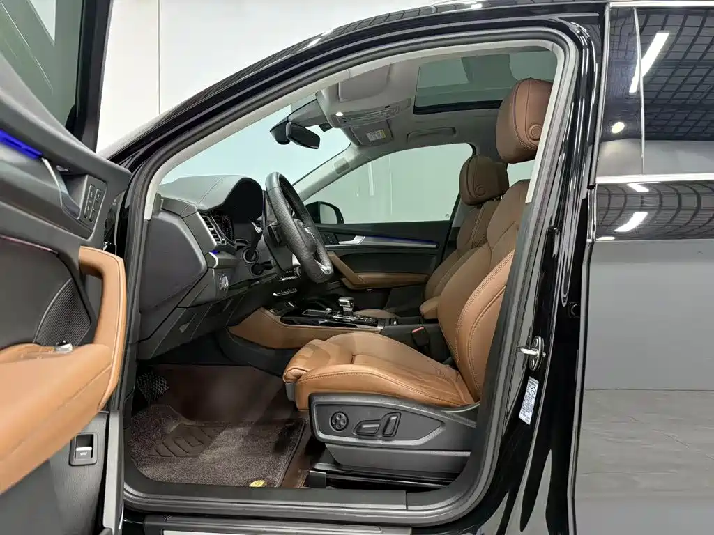 Audi Q5L — миниатюра 15