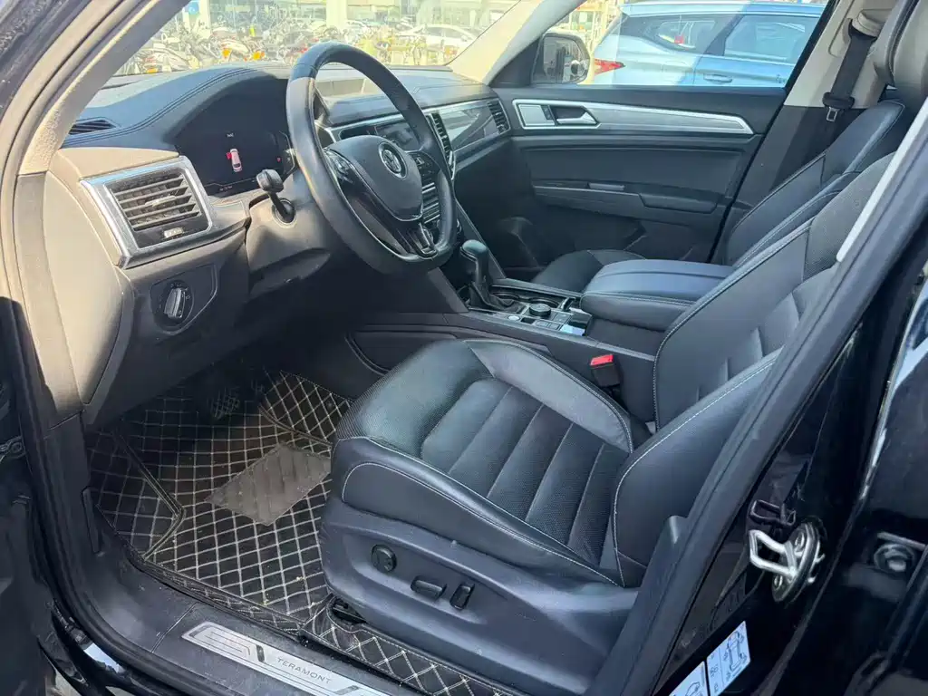 Volkswagen Teramont — миниатюра 3