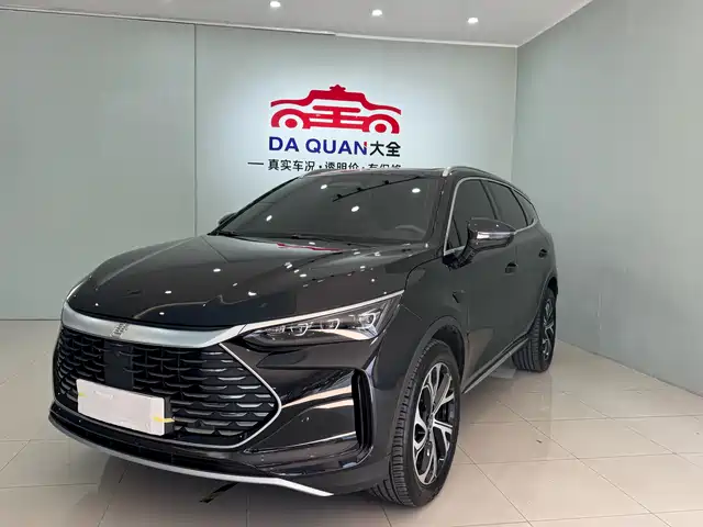 2025 BYD Tang