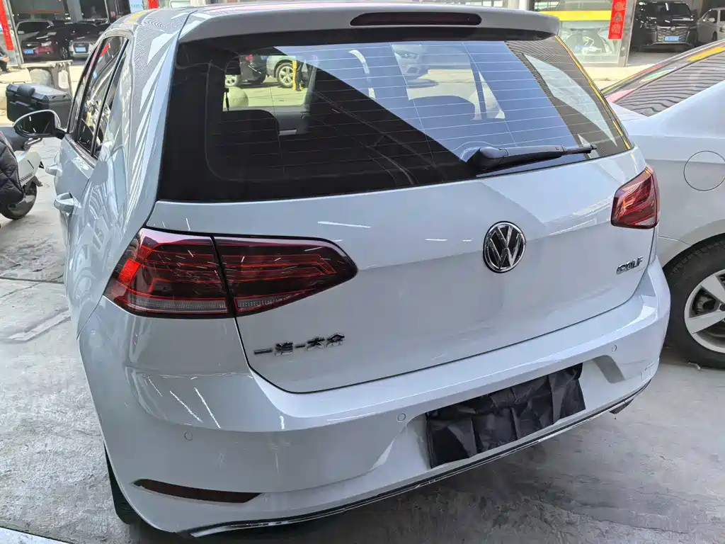 Volkswagen Golf 2018 1.6L AT Comfort