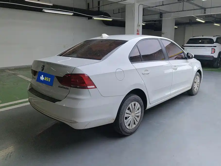 Volkswagen Santana — миниатюра 3
