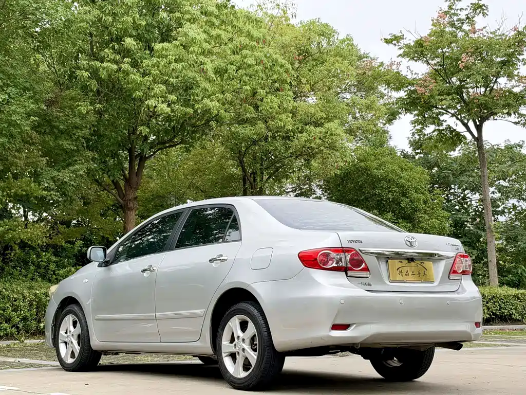 Toyota Corolla — миниатюра 7