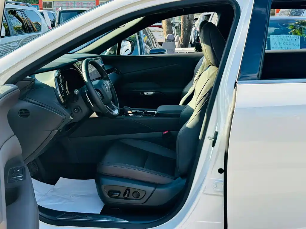 Lexus RX 2023 350h