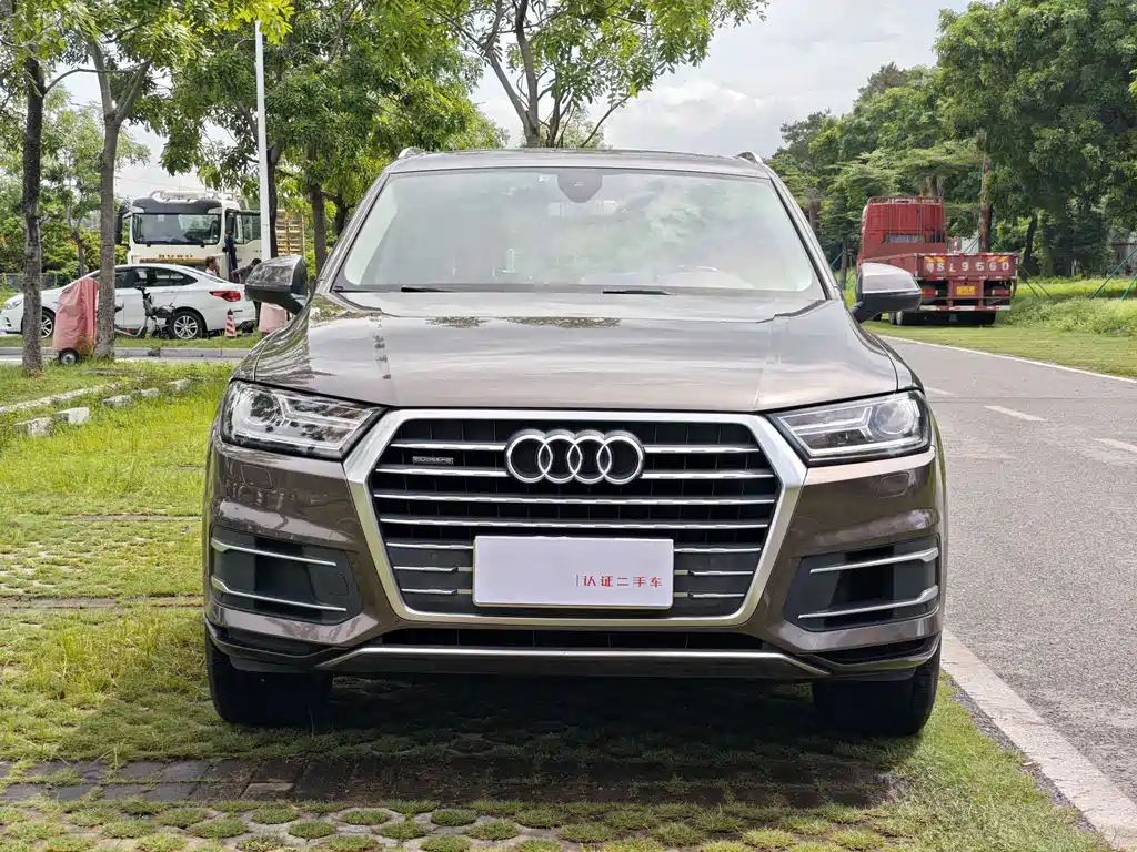 Audi Q7 2016 40 TFSI Comfort