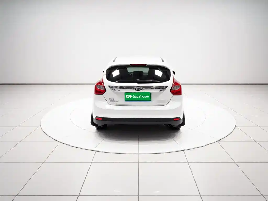 Ford Focus — миниатюра 5