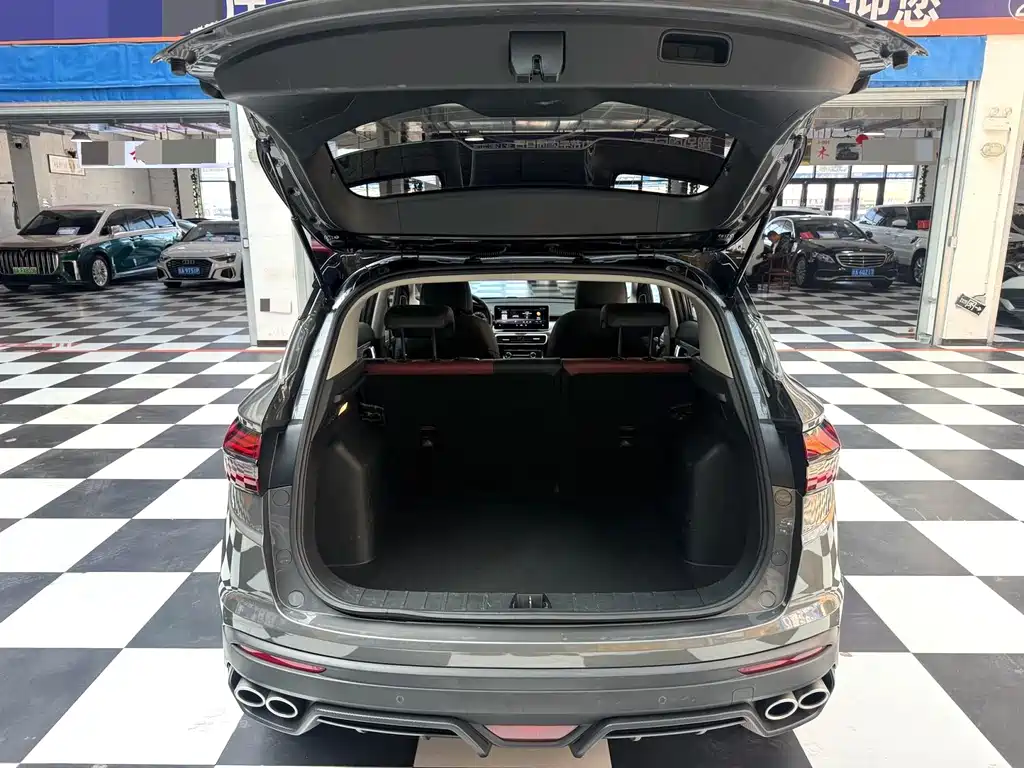 Geely Binyue — миниатюра 15