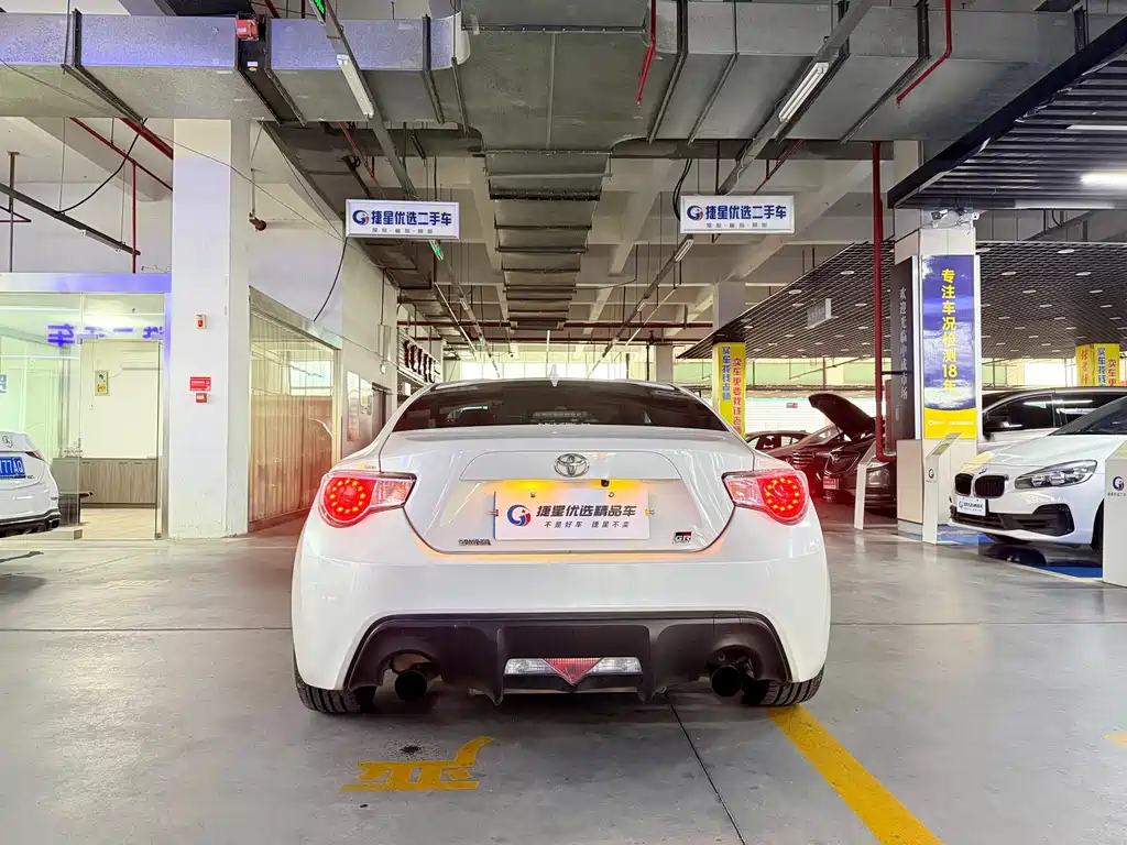 Toyota 86 — миниатюра 6
