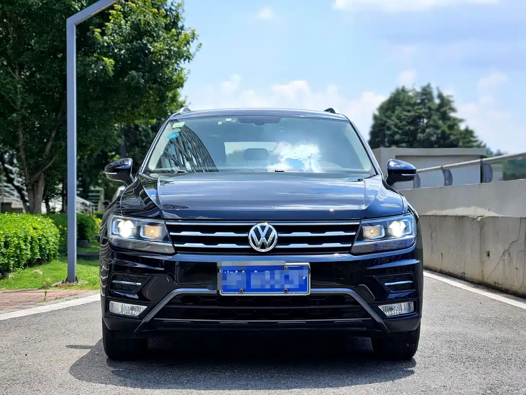 Volkswagen Tiguan L — миниатюра 2