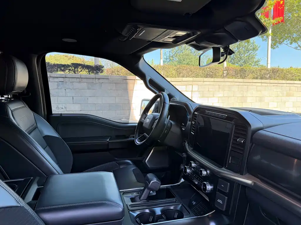 Ford F-150 Raptor — миниатюра 9