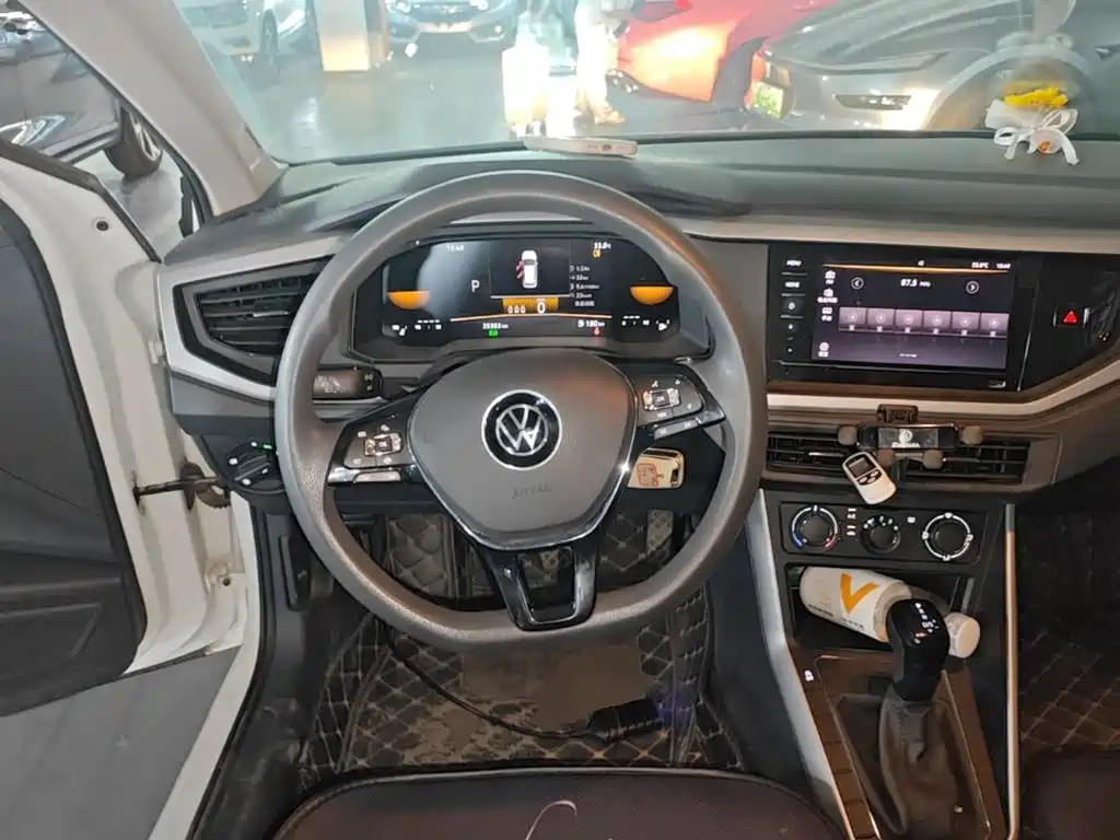 Volkswagen Polo — миниатюра 11