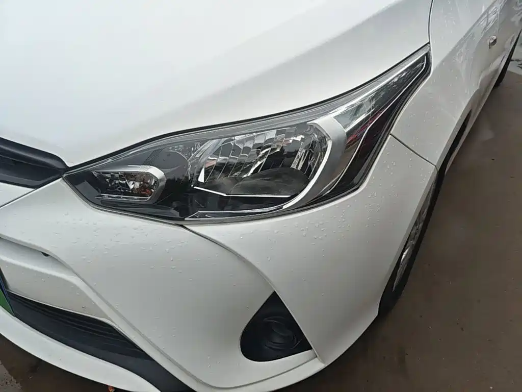 Toyota Yaris L — миниатюра 24