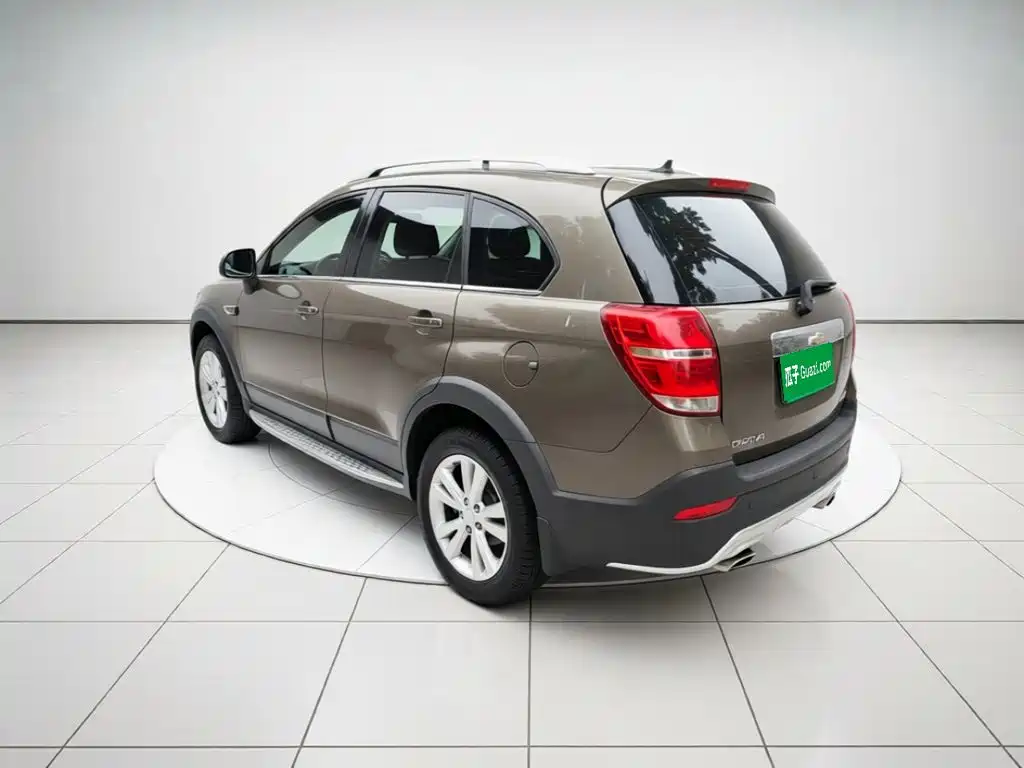 Chevrolet Captiva — миниатюра 4