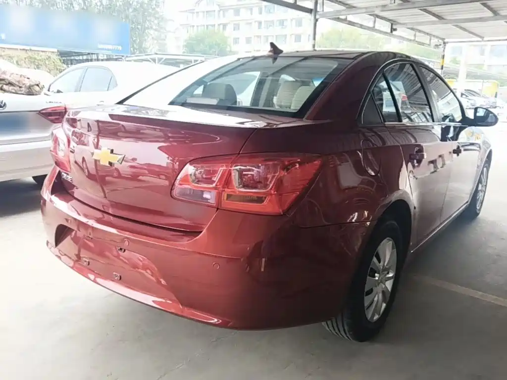 Chevrolet Cruze — миниатюра 7