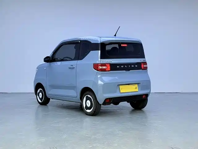Wuling MINIEV — миниатюра 4
