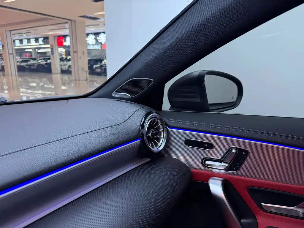 Mercedes-Benz A-Class AMG (Import) — миниатюра 16