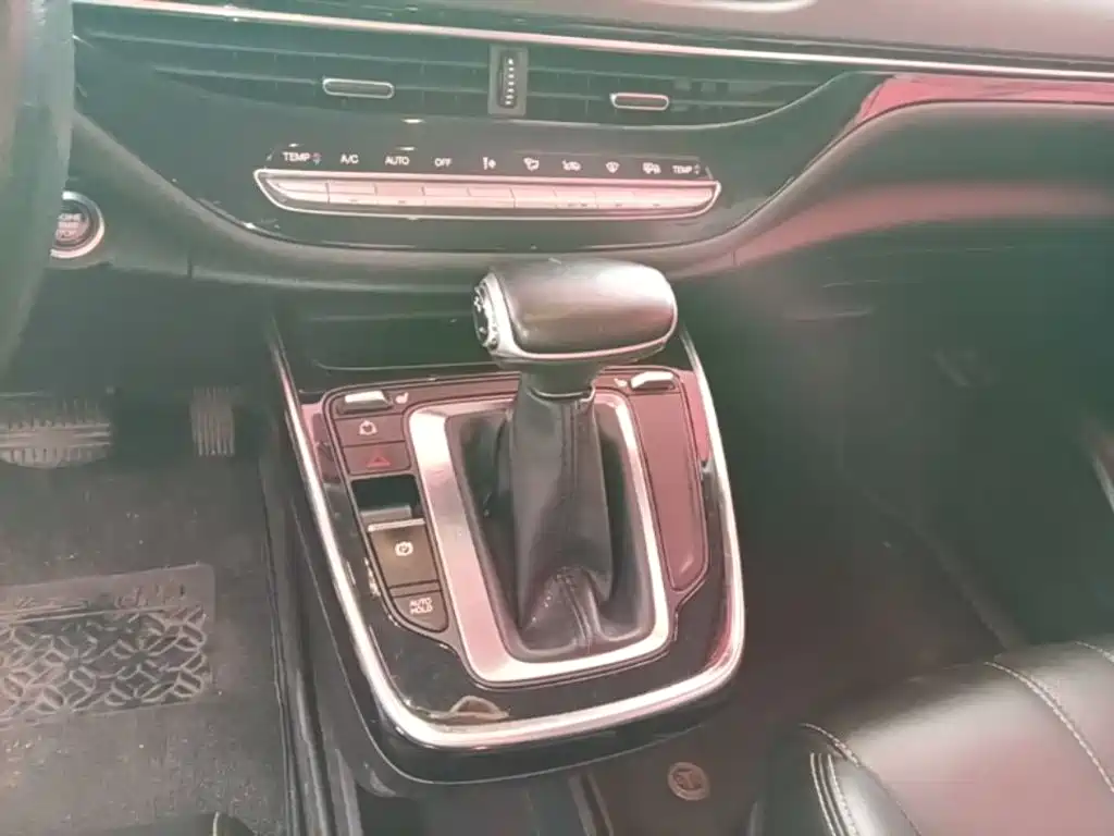 GAC Motor Trumpchi M6 — миниатюра 14