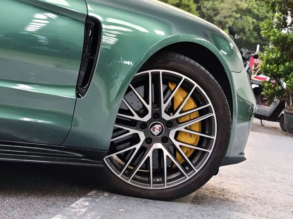 Porsche Panamera — миниатюра 4