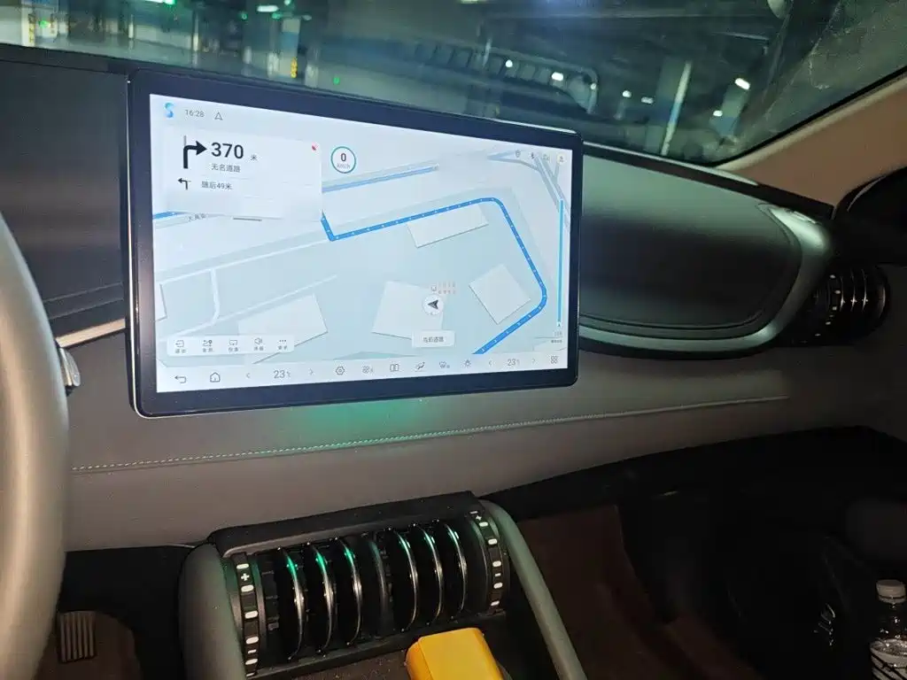 BYD Yuan Plus — миниатюра 6