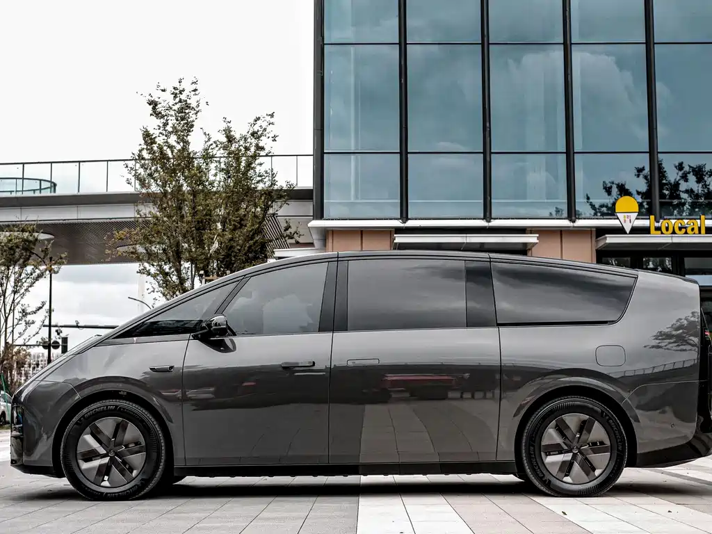Li Auto Li MEGA — миниатюра 6