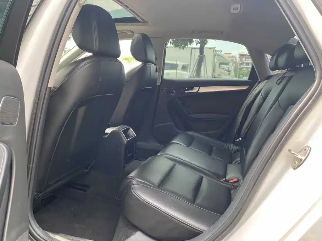 Audi A4L — миниатюра 7