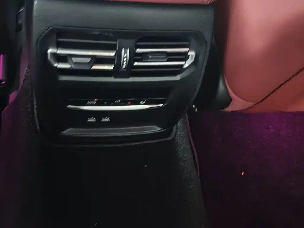 BMW 3 Series — миниатюра 10