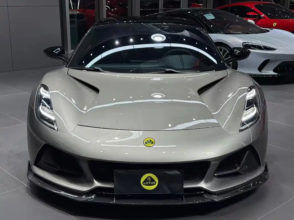 Lotus Emira — миниатюра 2