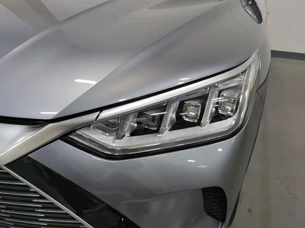 BYD PLUS New Energy — миниатюра 7